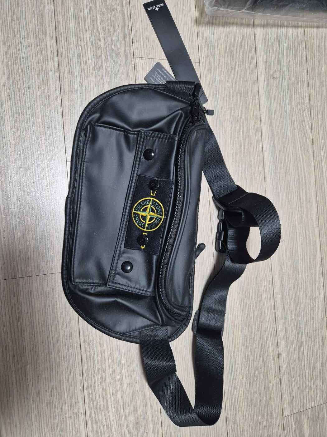콩 스톤아일랜드 슬림 힙색