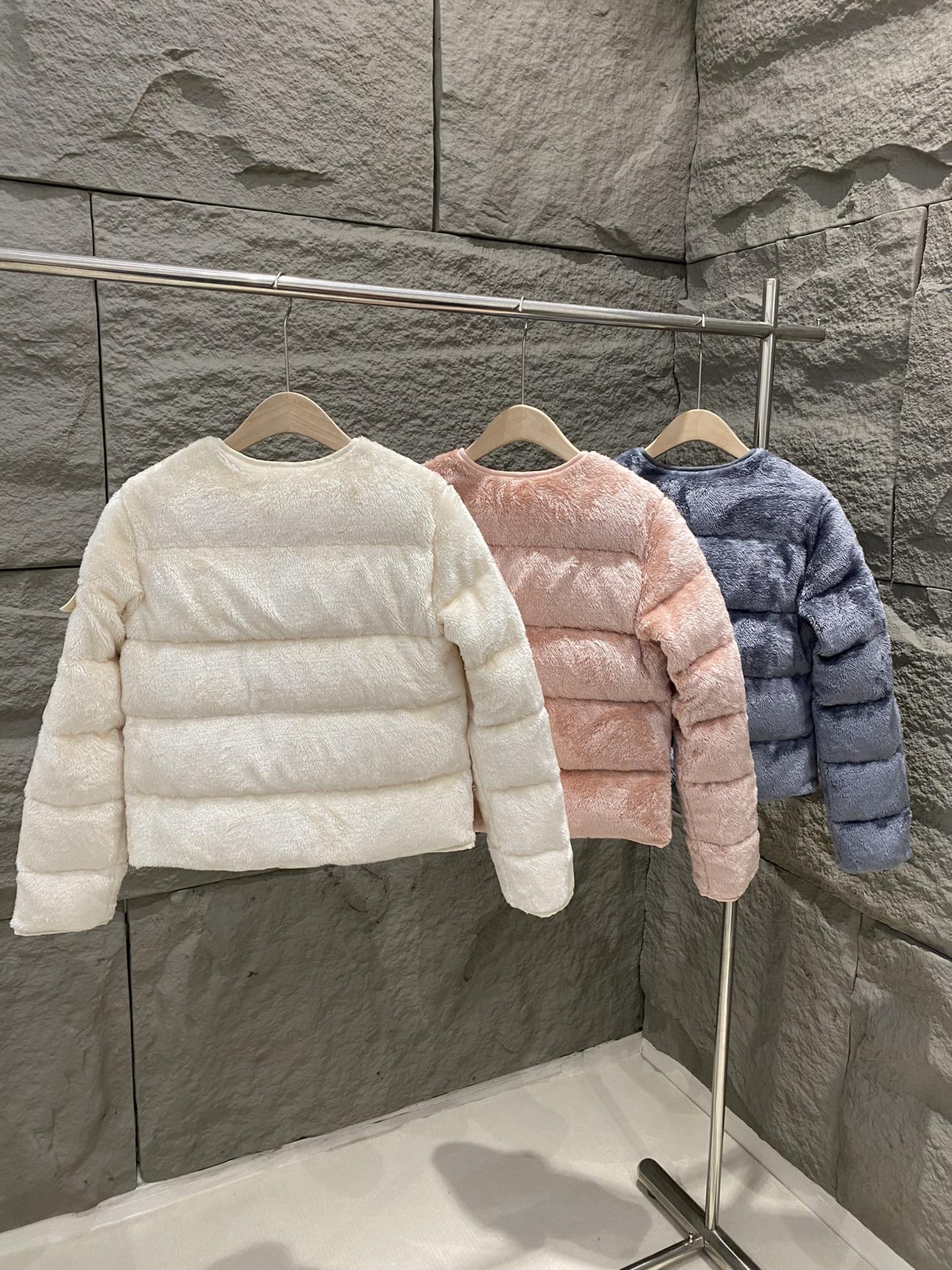 벨라 / MC 쇼트 패딩 코트