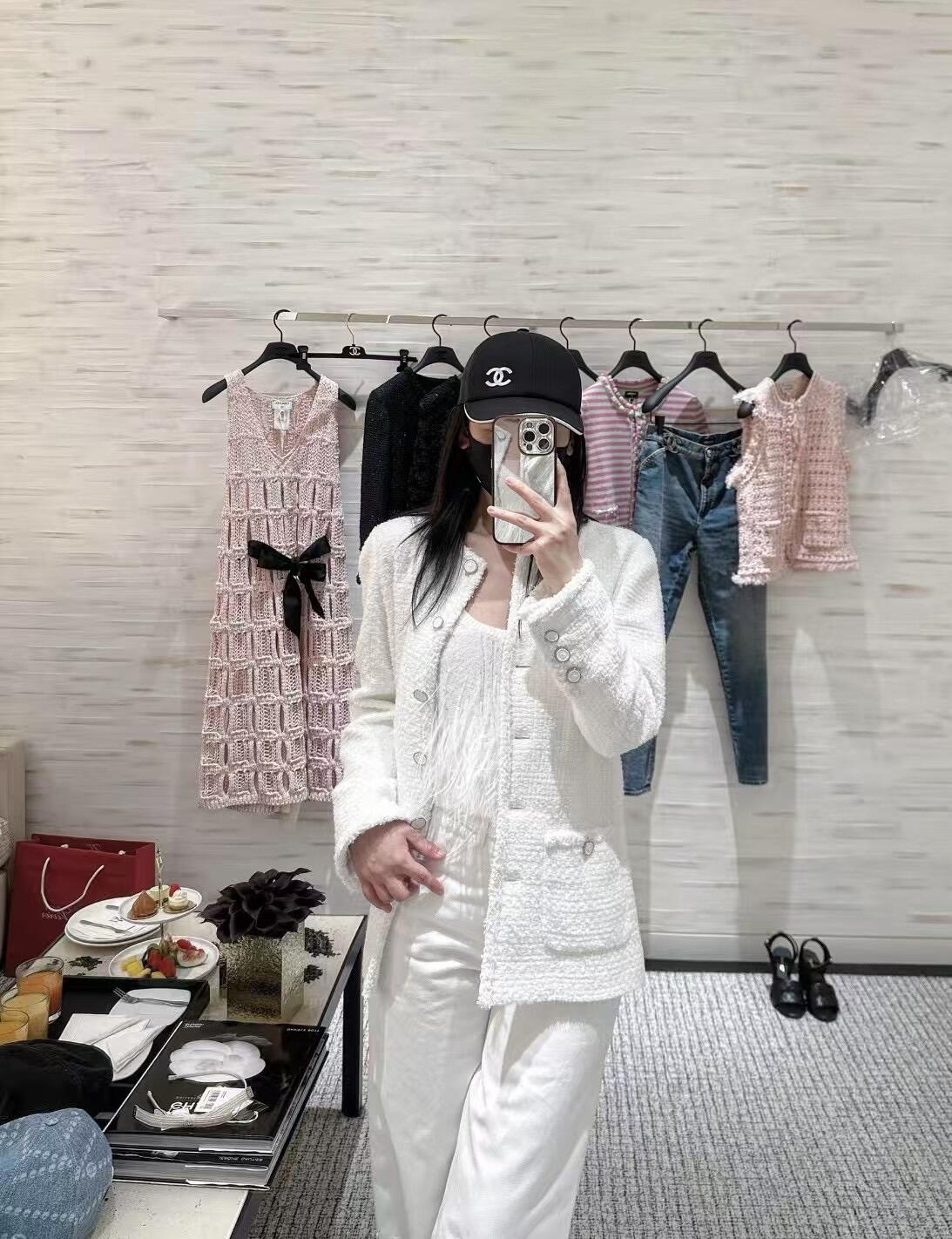 타지아 / 샤넬 25s 화이트 소프트 나일론 재킷