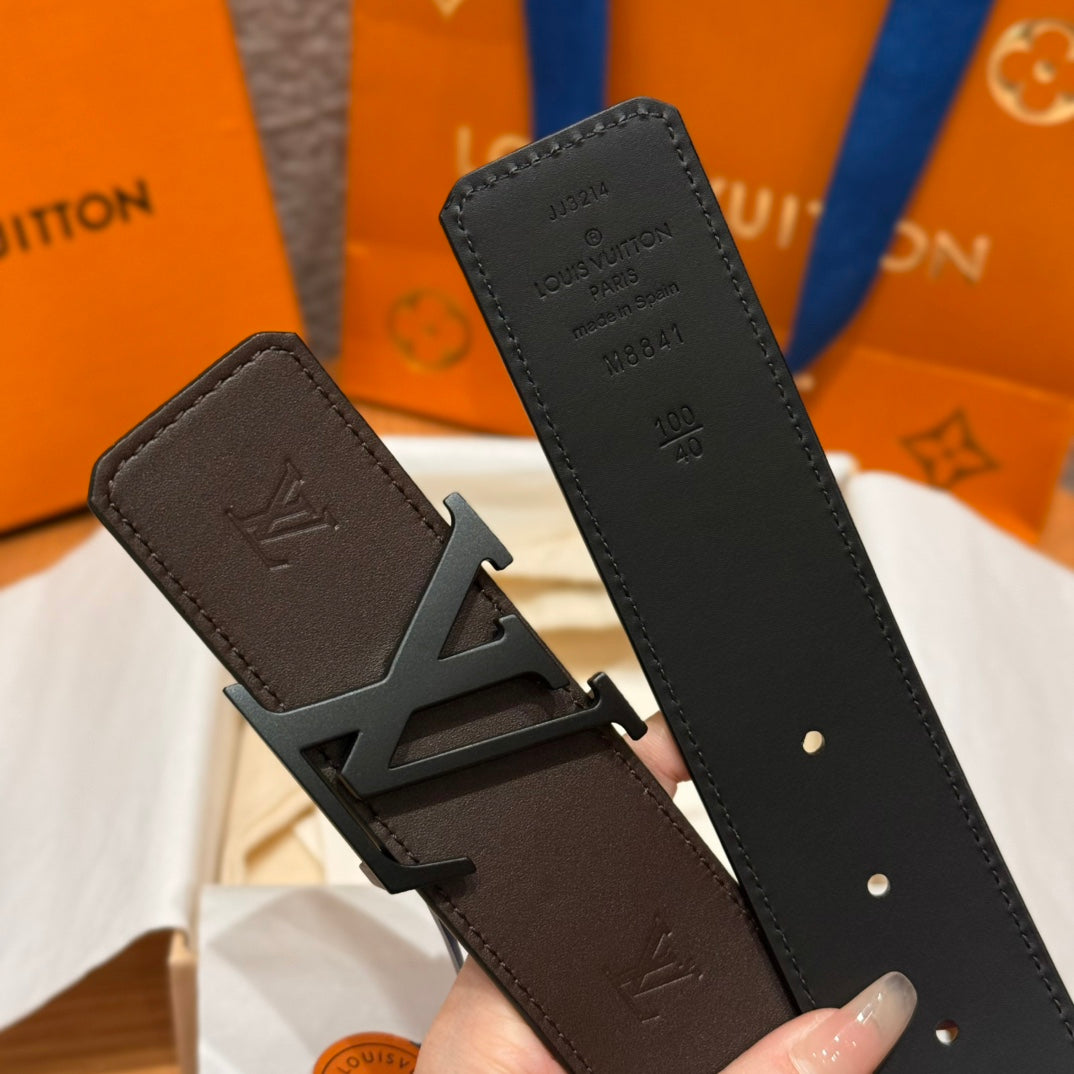 Louis Vuitton belt