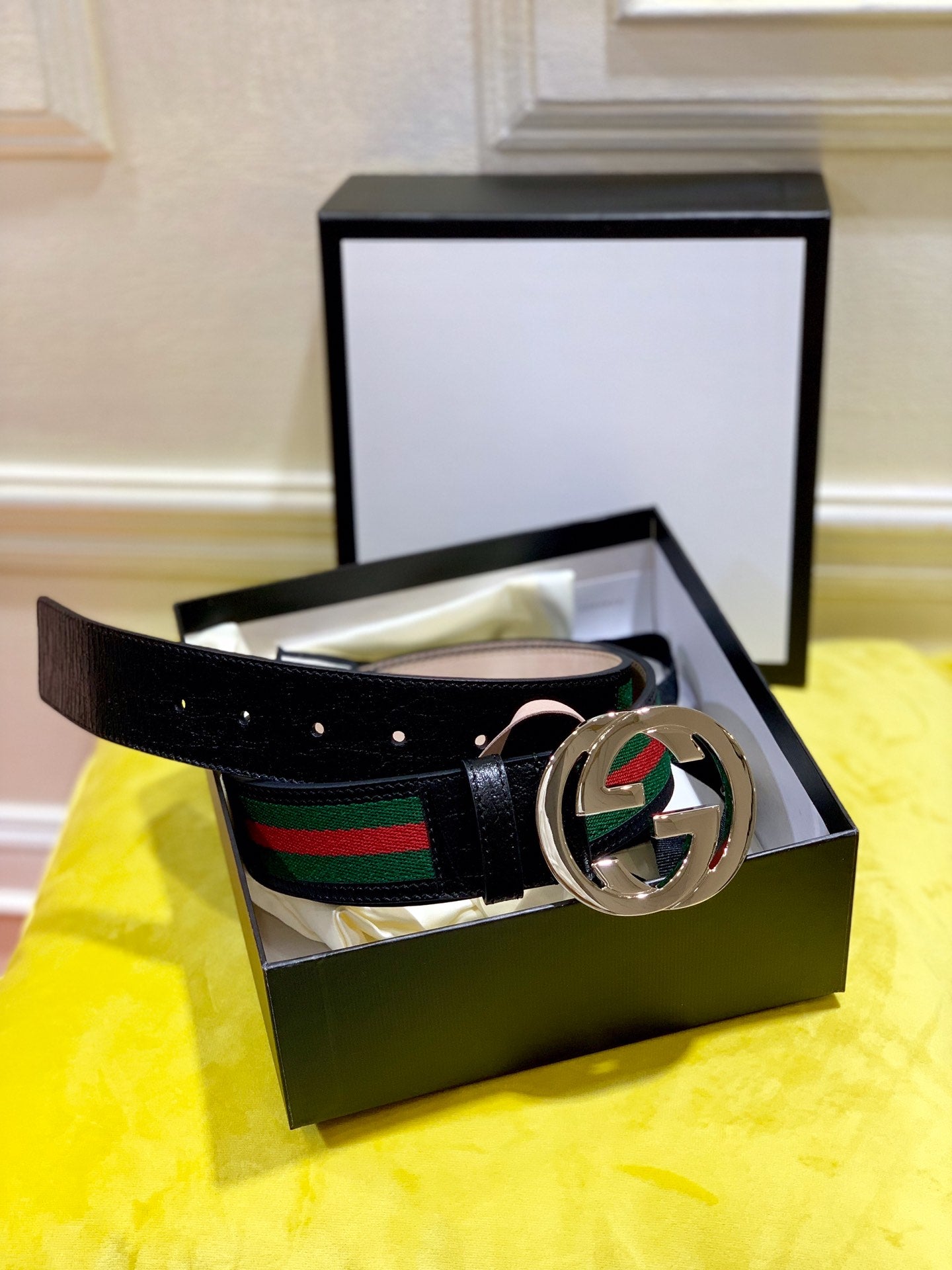 Gucci belt