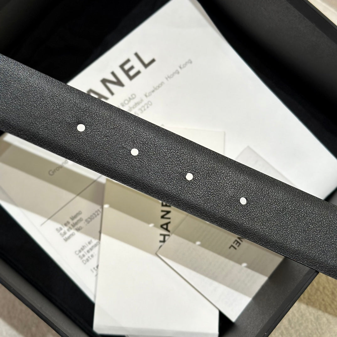 Women's Chanel belt