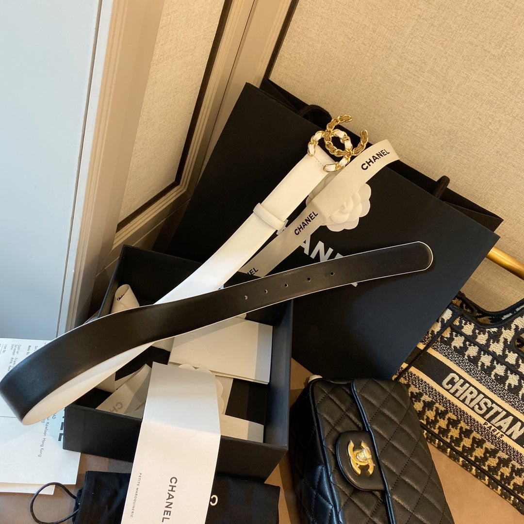Women's Chanel belt