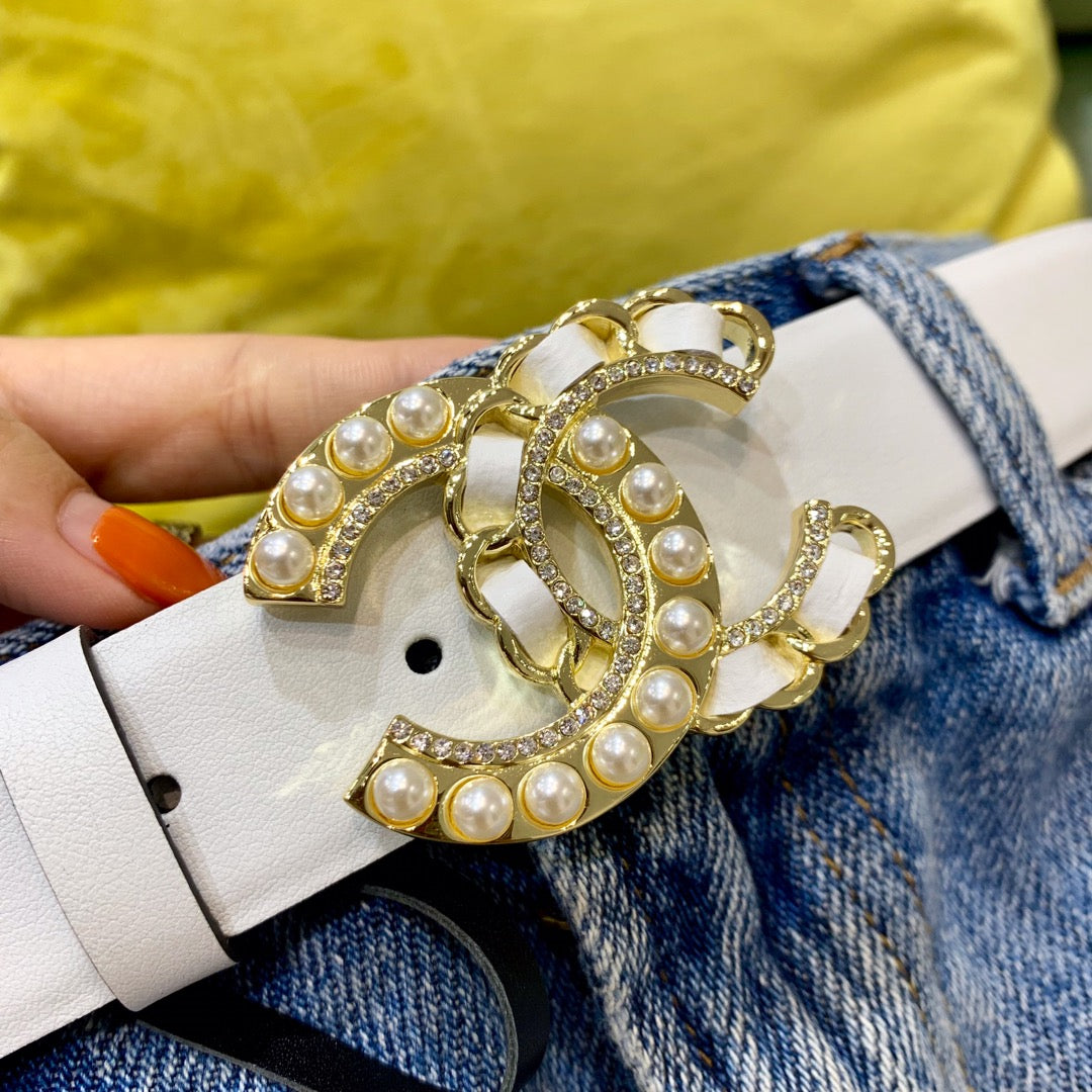Women's Chanel belt