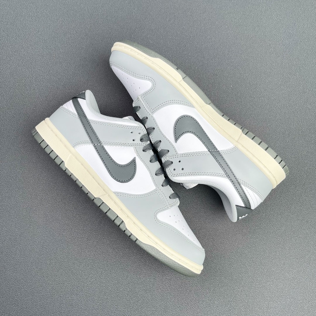 Nike Men's Sneakers