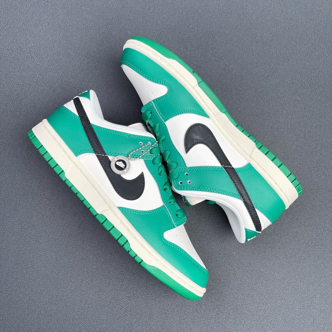 Nike Men's Sneakers