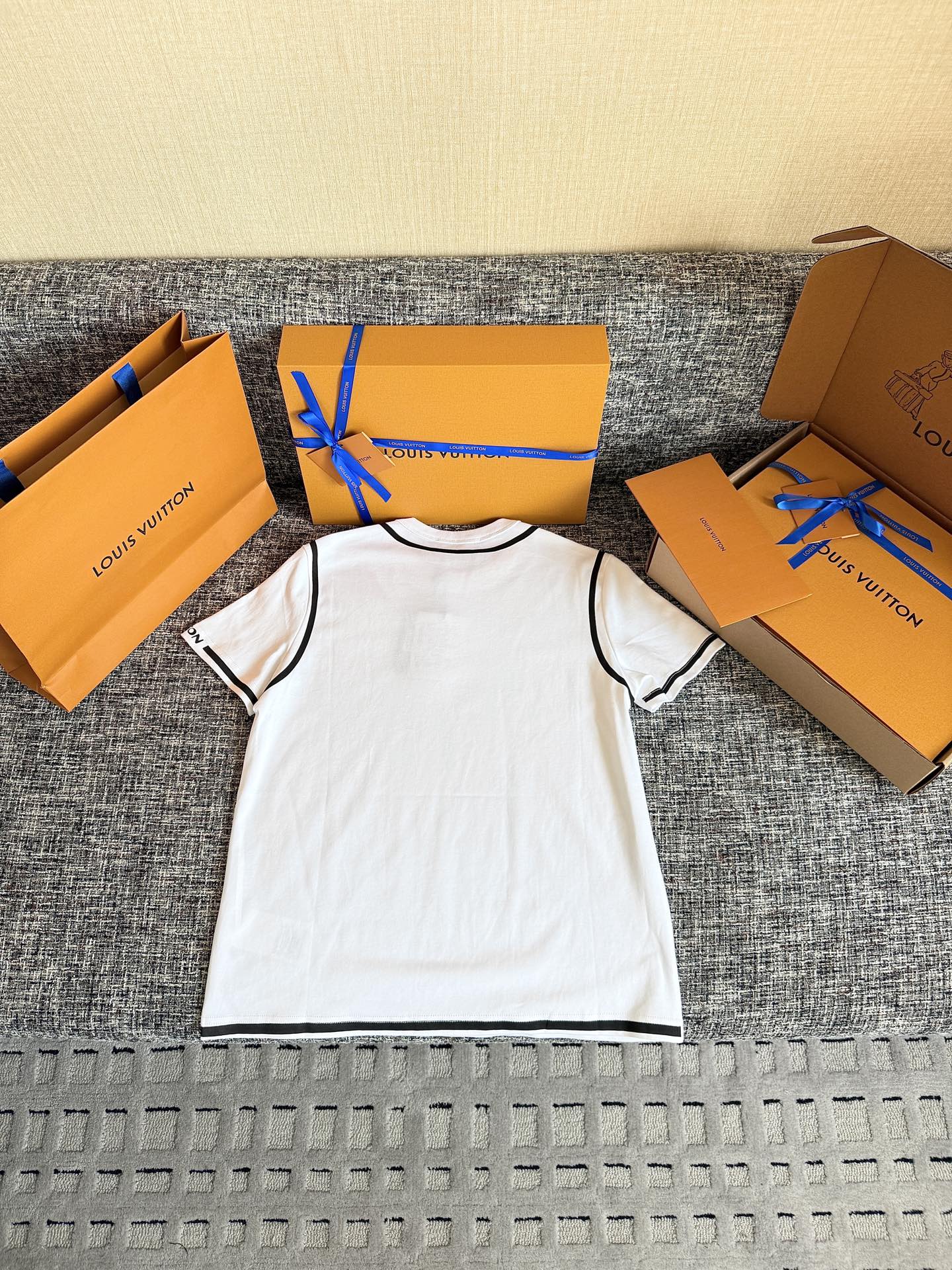 Timo / Louis Vuitton Two-Tone Line Print T-Shirt