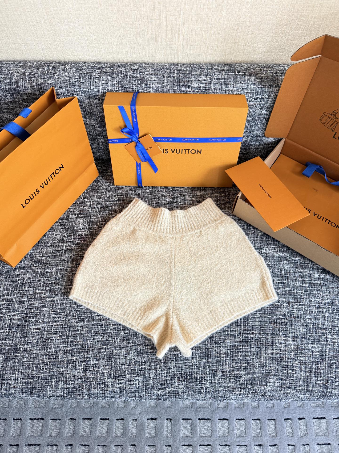 Timo / Louis Vuitton Beige Knitted Shorts