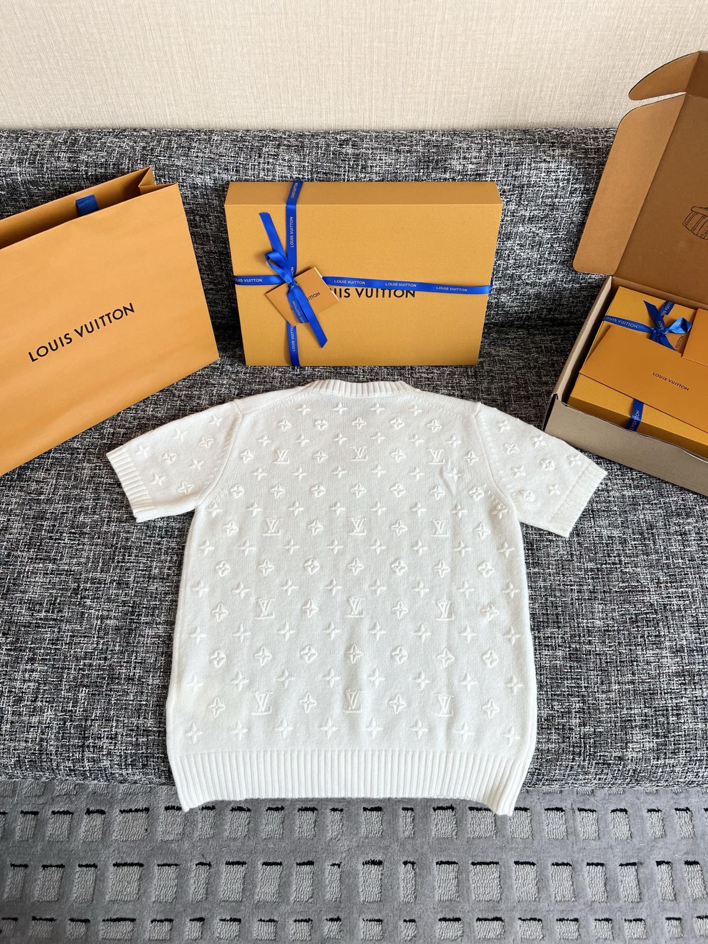 Timo / Louis Vuitton Monogram Embroidered Knit Short-Sleeve T-Shirt