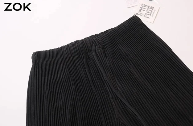 ZOK / 이세이미야케 의류 반바지