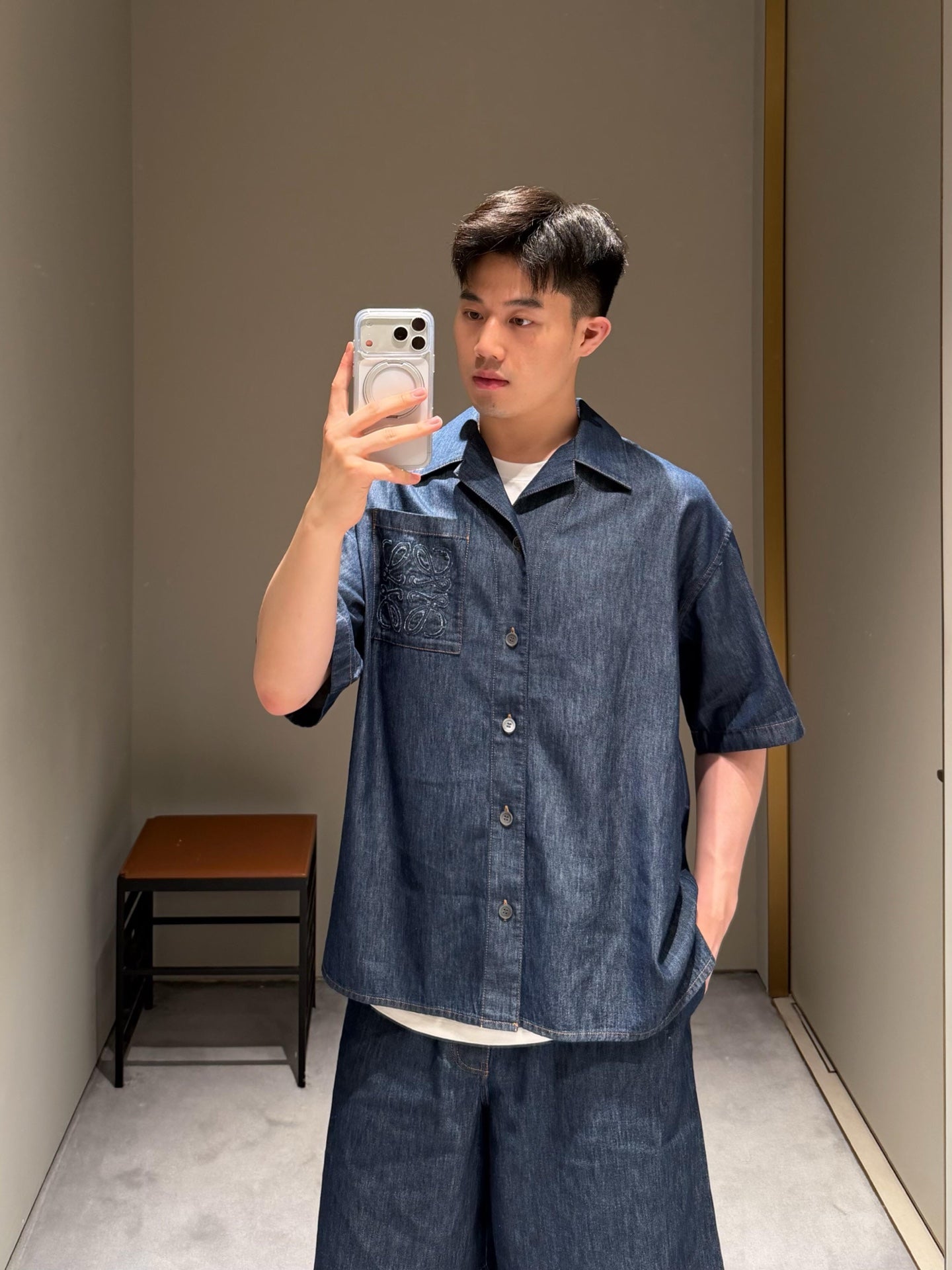 주말QZ / 로에베 면 소재 자수 데님 반바지