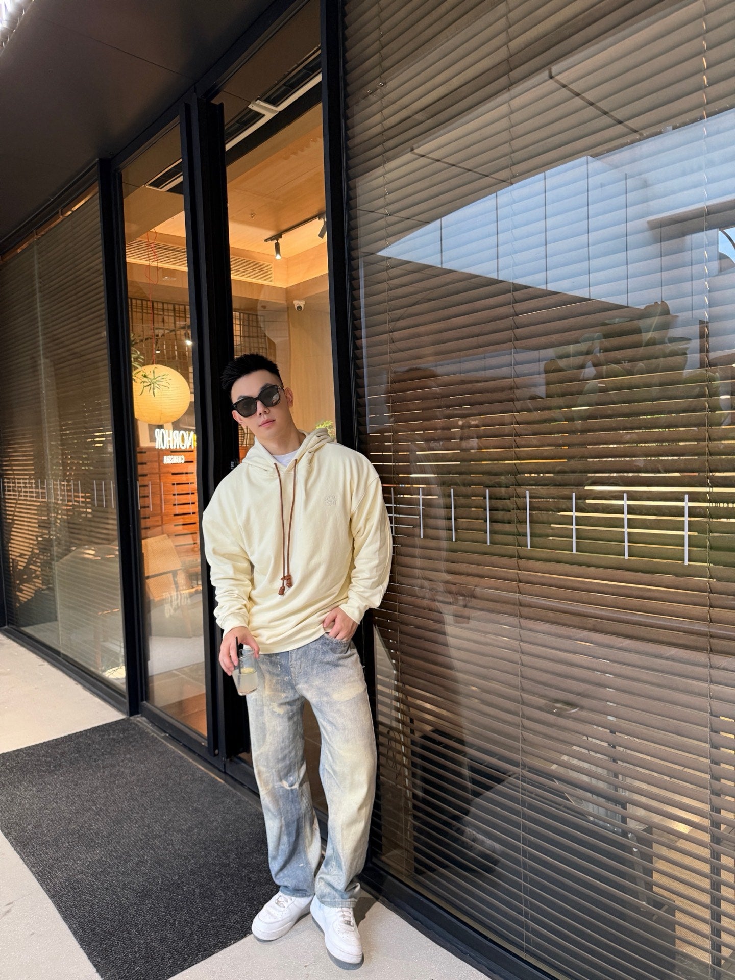 주말QZ / 로에베 자수 후디