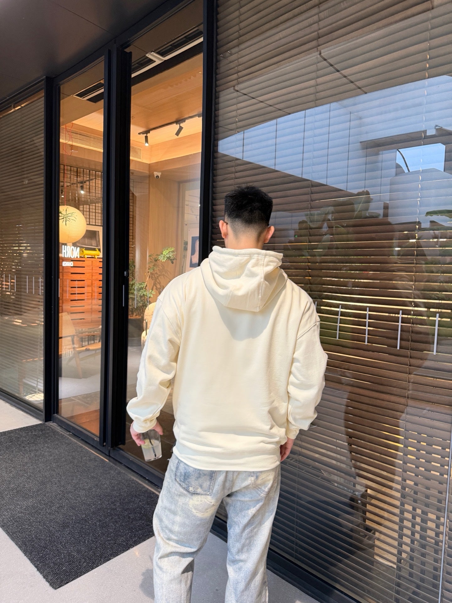 주말QZ / 로에베 자수 후디