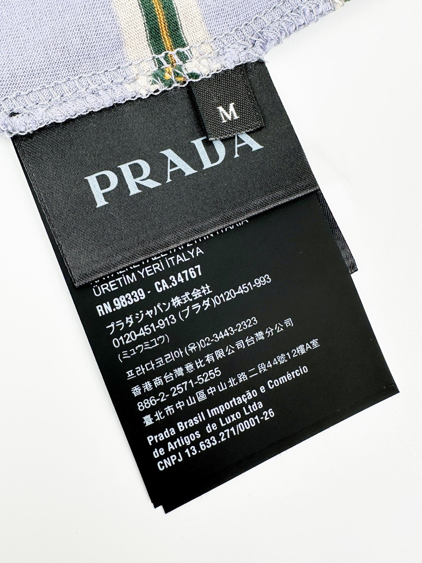 주말QZ / 프라다 로고 자수 스트라이프 긴팔