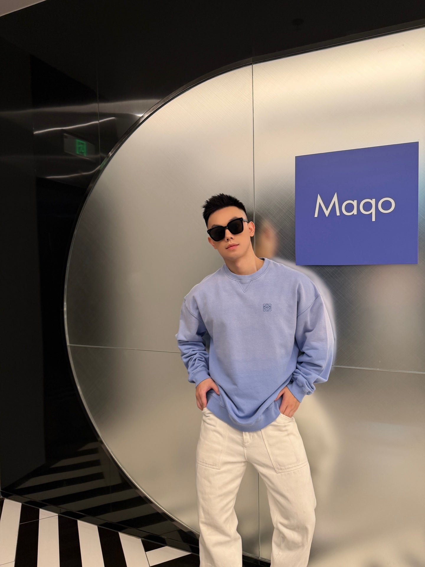 주말QZ / 로에베 자수 긴팔 맨투맨