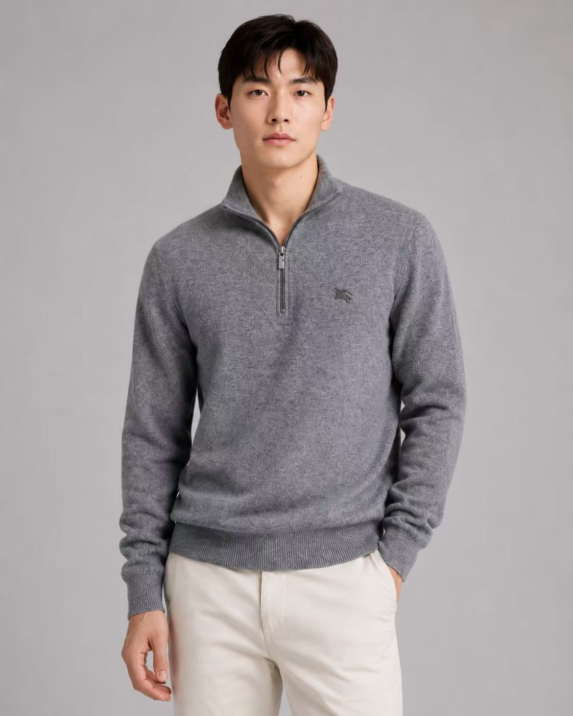 주말QZ / 버버리 자수 하프지퍼 하이넥 니트