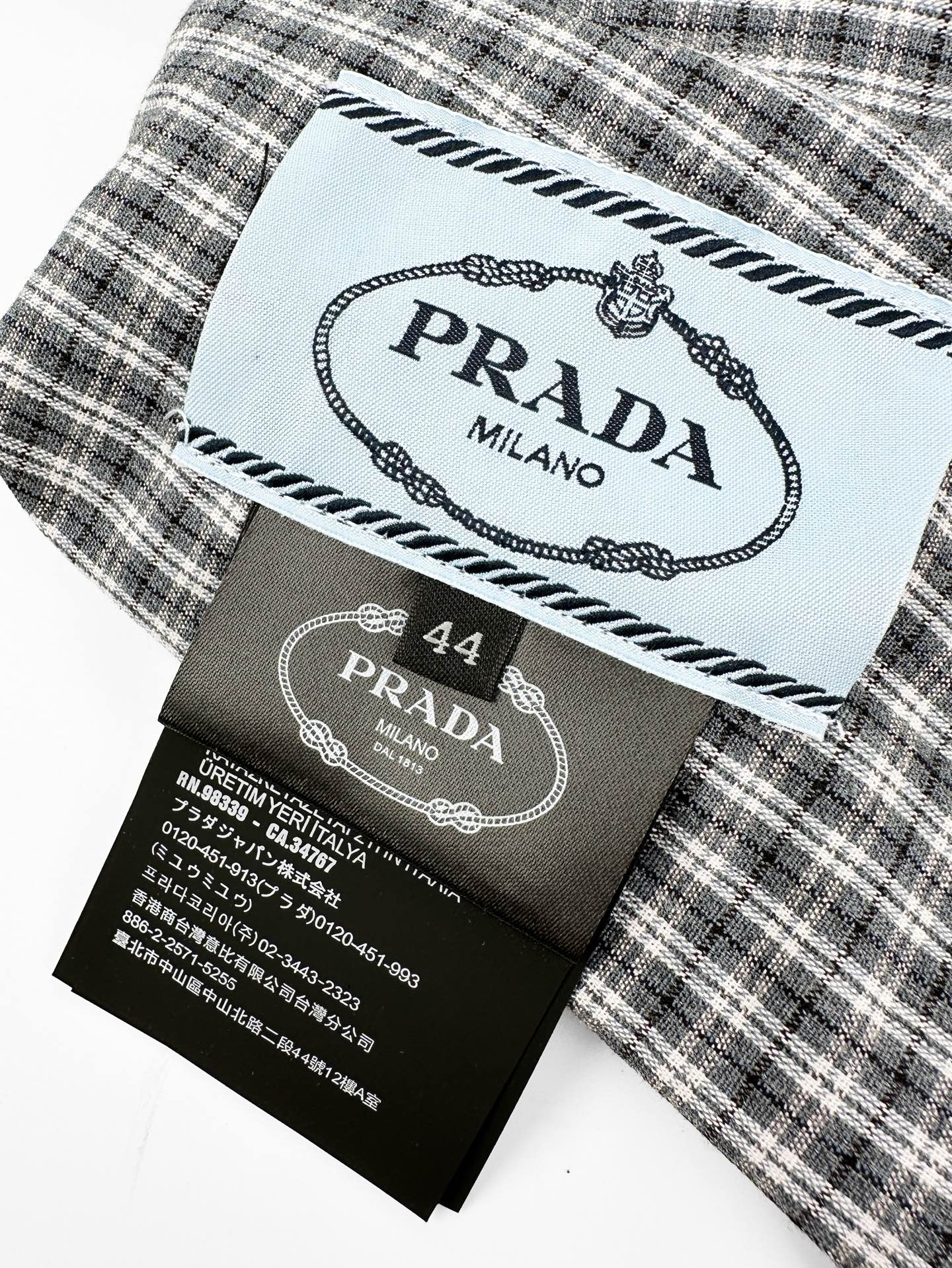 주말QZ / 프라다 리버서블 체크 자켓