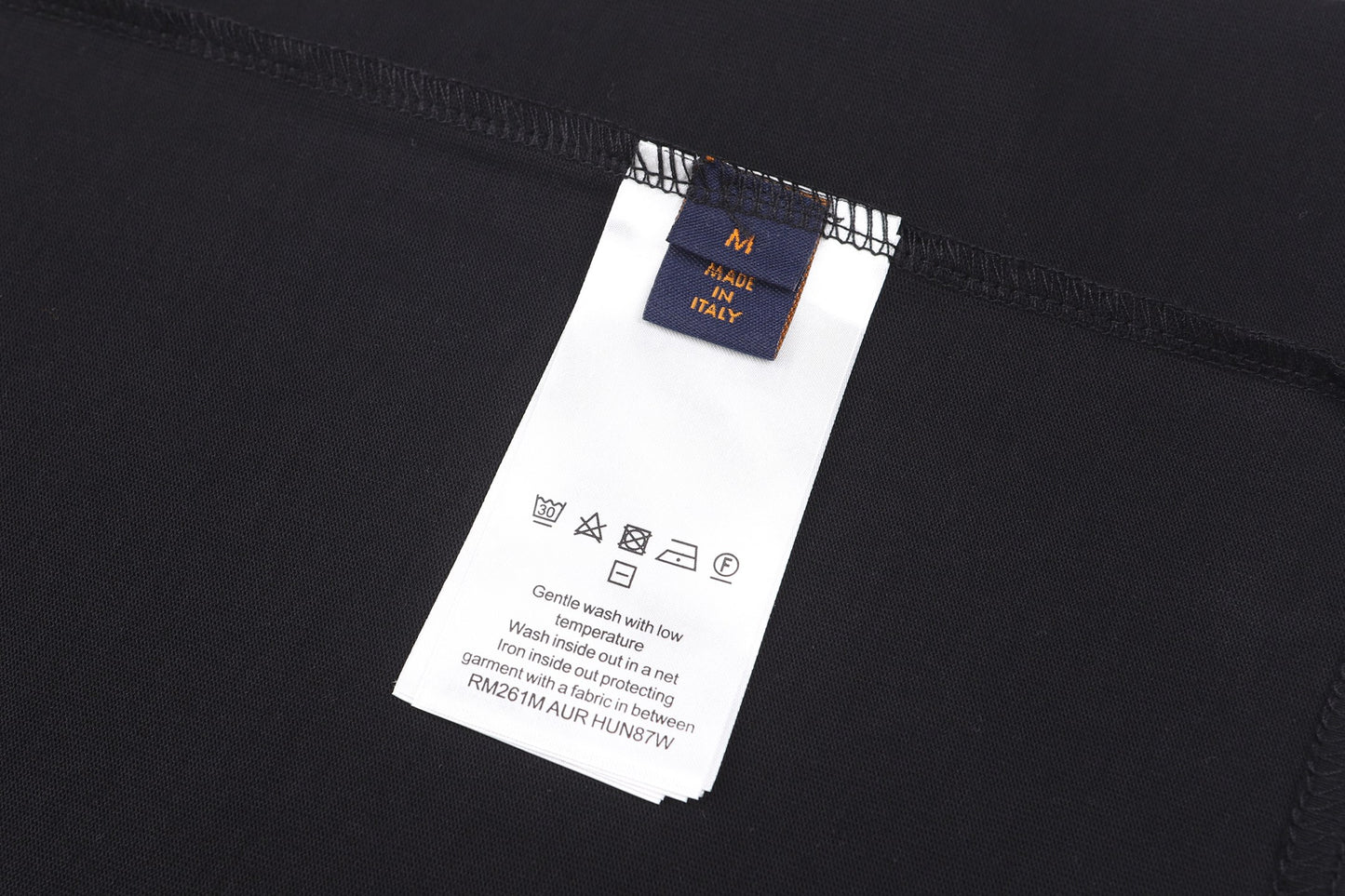주말QZ / 루이비통 긴팔 티셔츠
