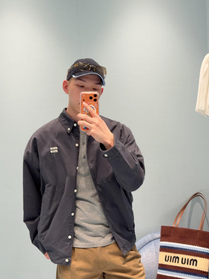 주말QZ / 미우미우 자수 로고 자켓