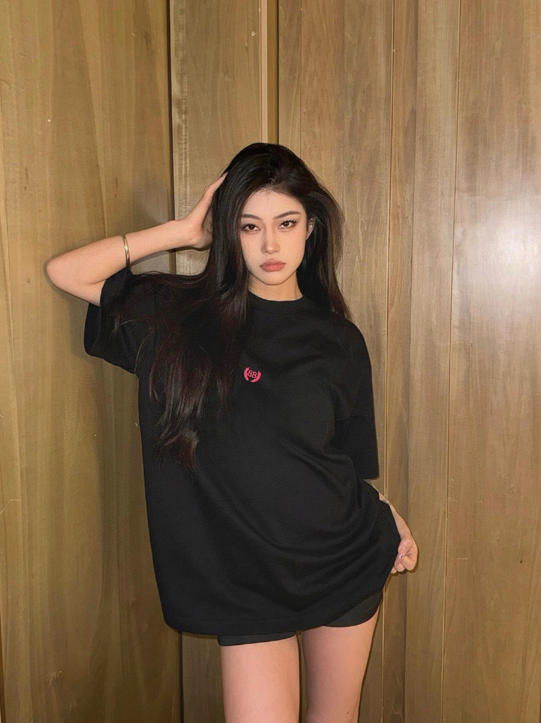 주말QZ / 발렌시아가 레터링 자수 반팔 티셔츠
