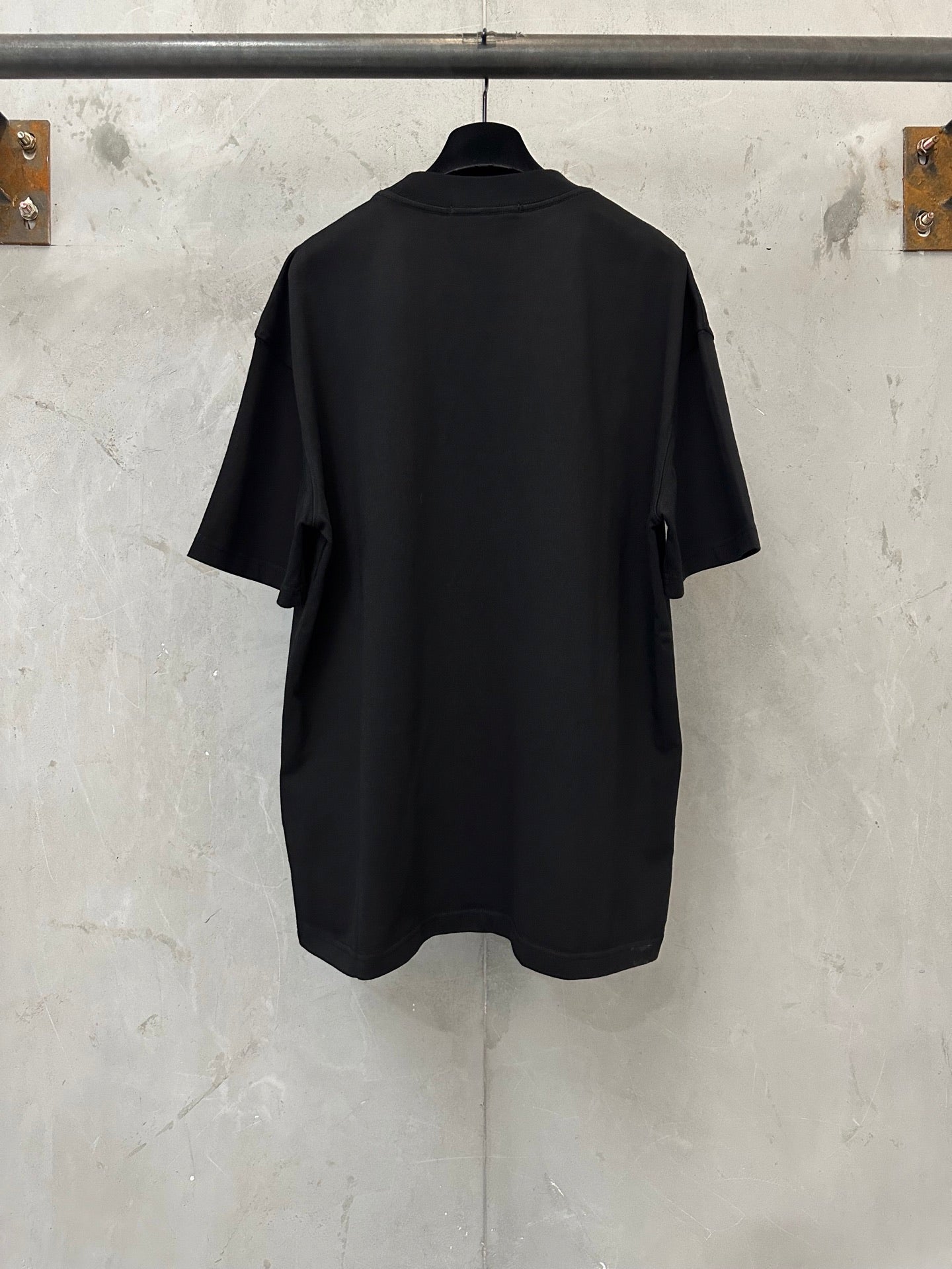 주말QZ  / 아크네스튜디오 레터링 자수 반팔 티셔츠