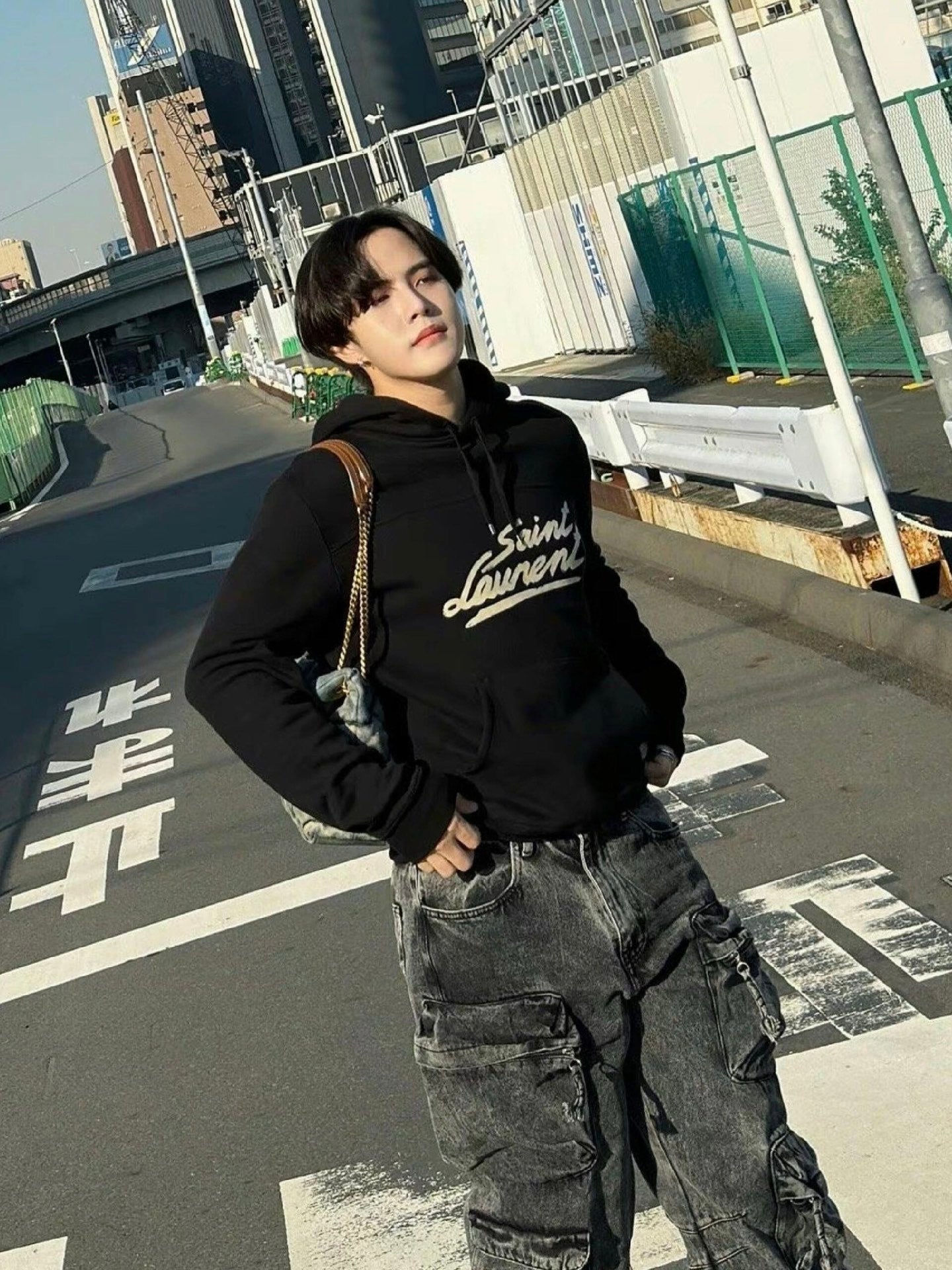 주말QZ / 생로랑 프린트 후드집업