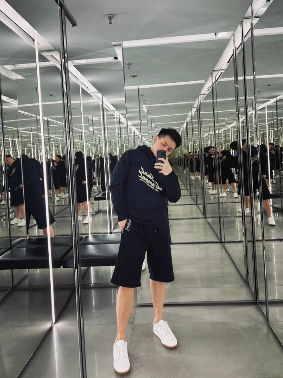 주말QZ / 생로랑 프린트 후드집업