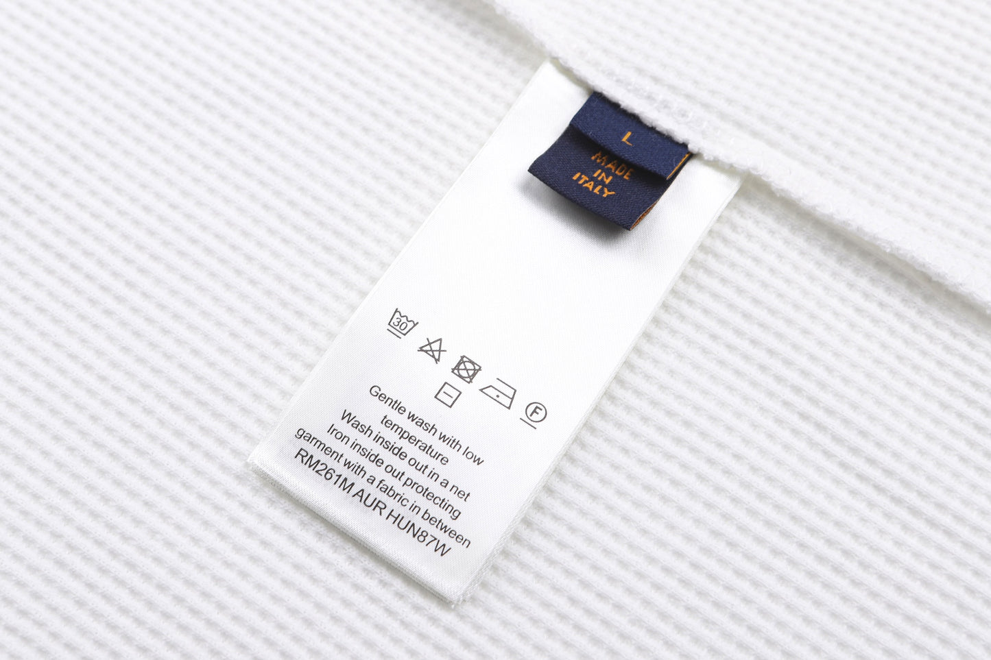주말QZ / 루이비통 긴팔 티셔츠
