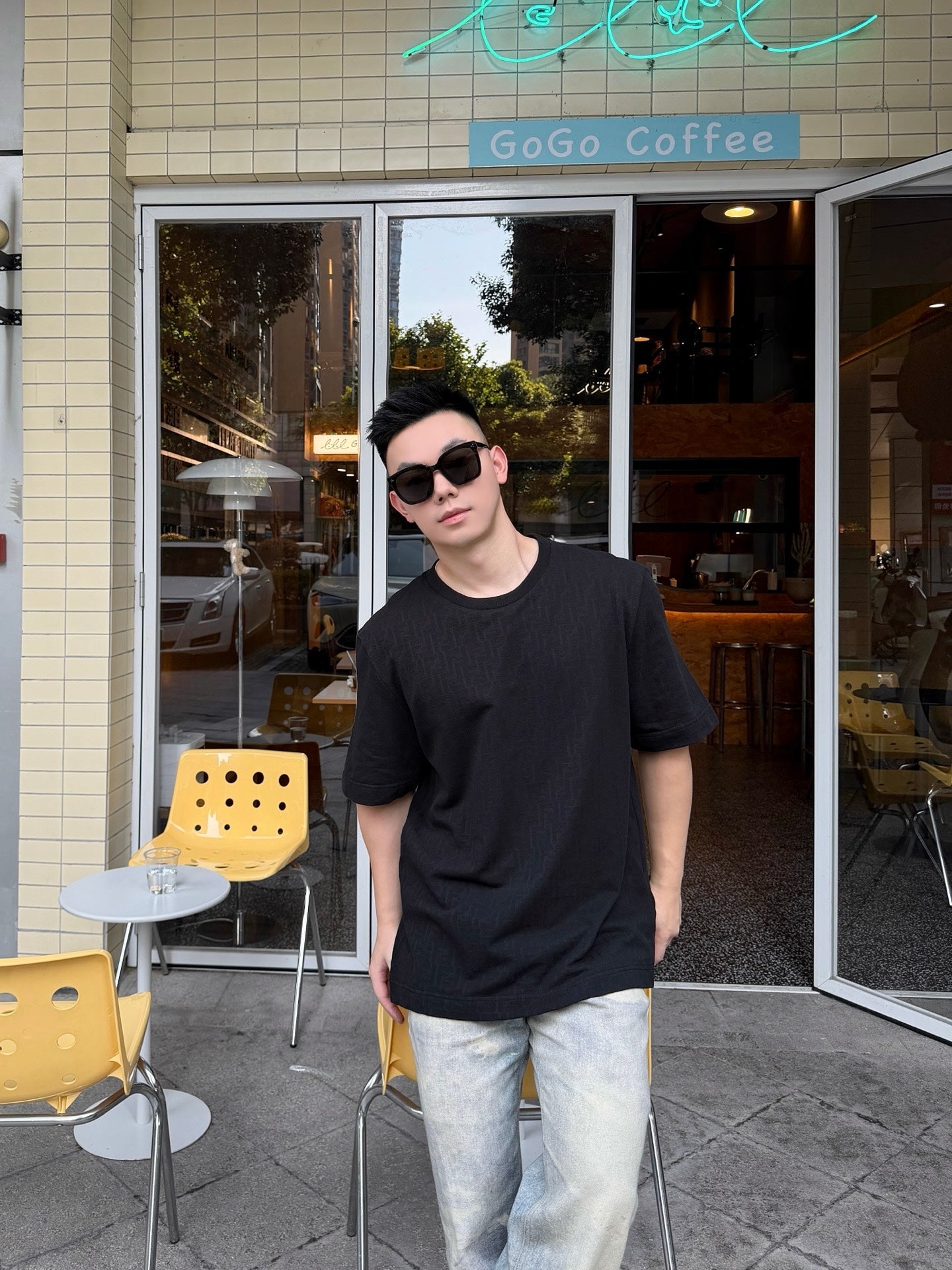 주말QZ / 펜디 라운드넥 티셔츠