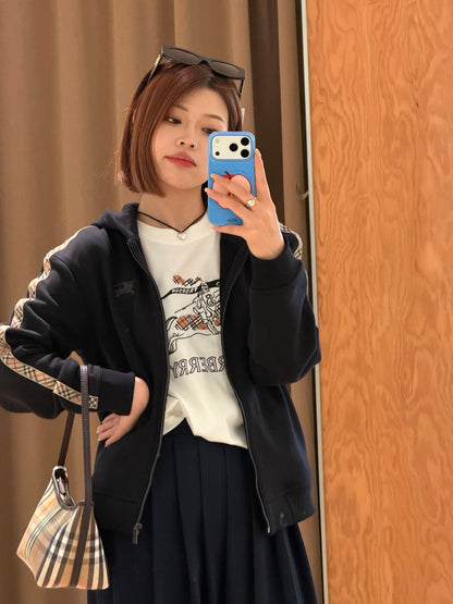 주말QZ / 버버리 자수 체크 후디