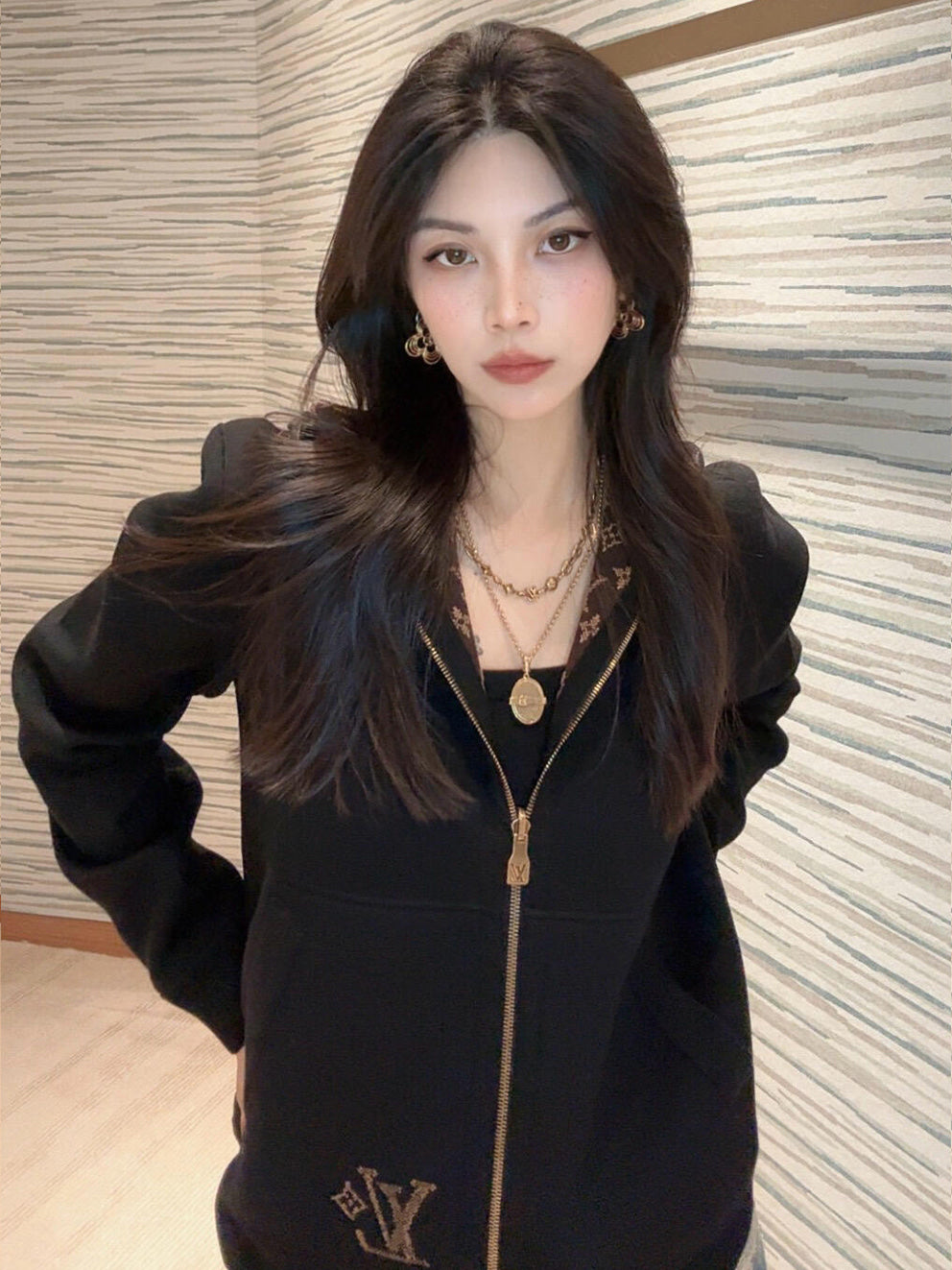 주말QZ / 루이비통 양면 착용 후드 자켓