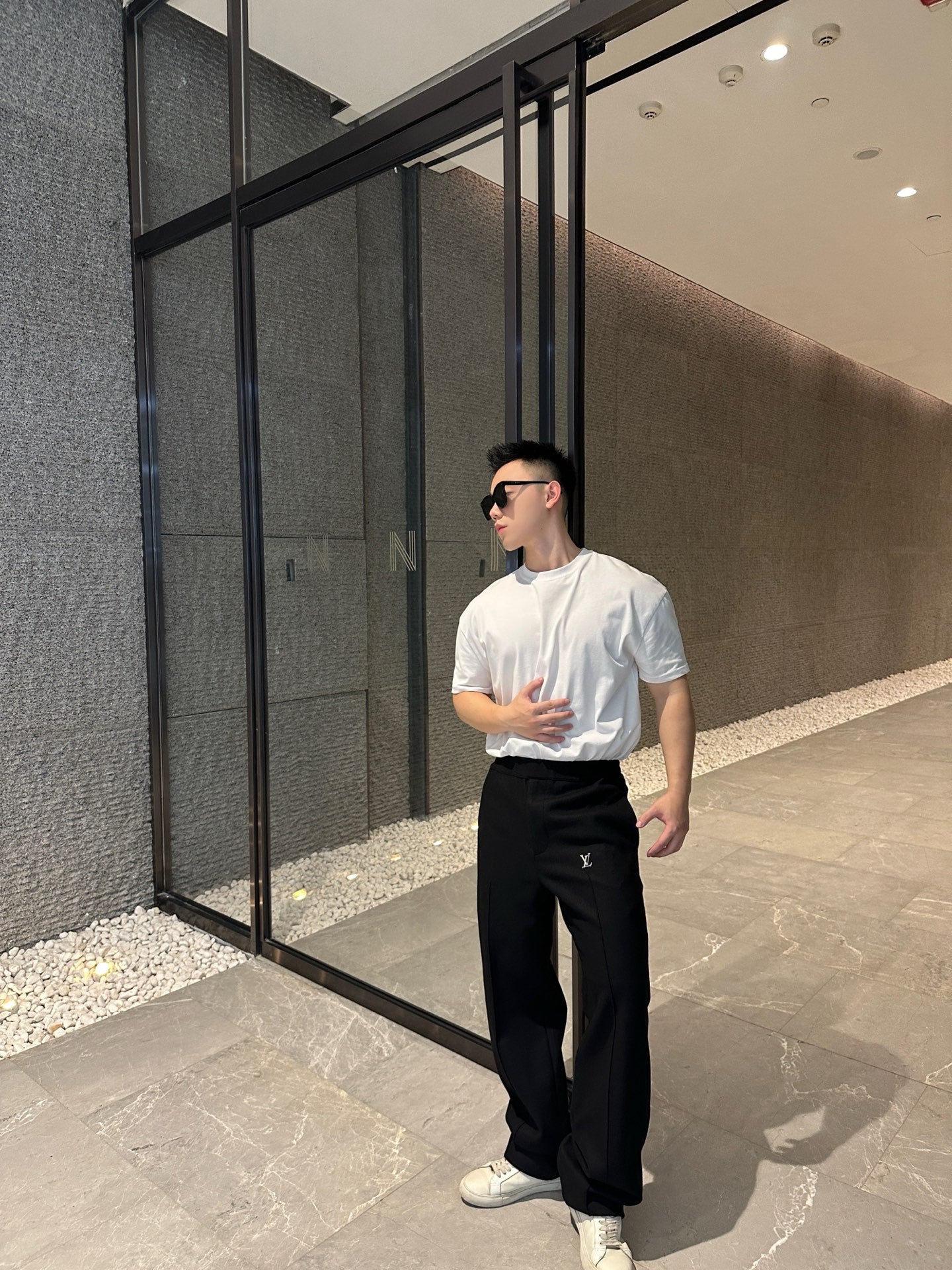 주말QZ / 루이비통 트레이닝 팬츠