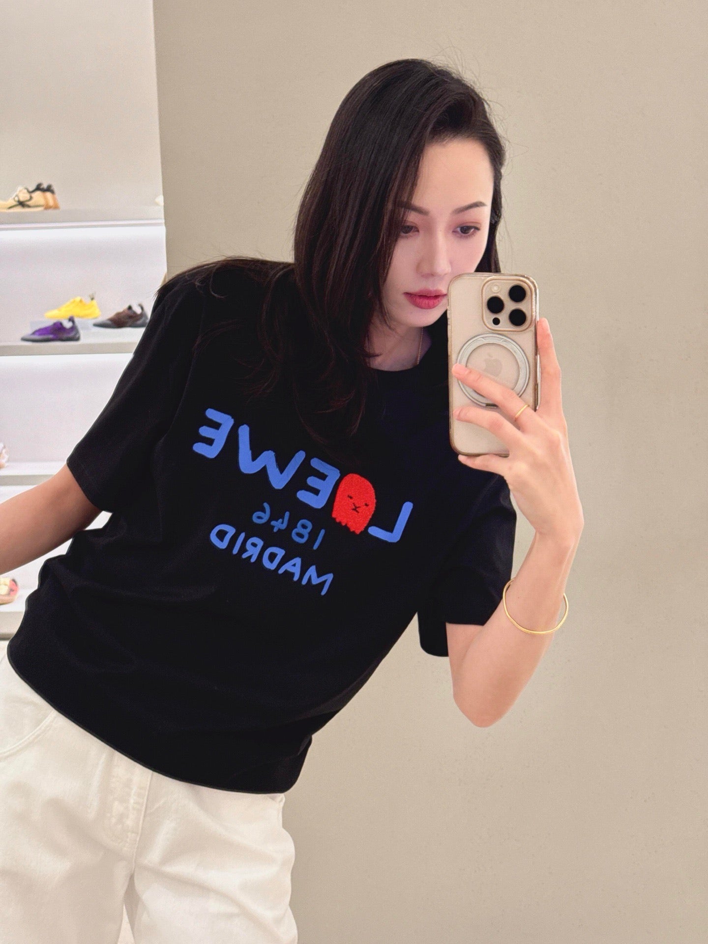 주말QZ / 로에베 자수 반팔 티셔츠