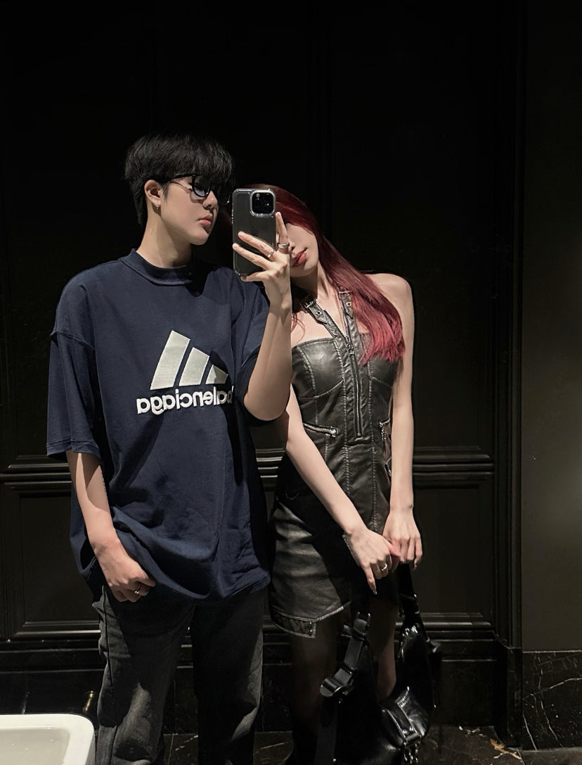 주말QZ / 발렌시아가 양면 착용 자수 반팔 티셔츠