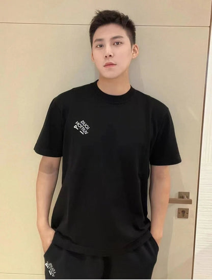 BVG / 루이비통 자수 반팔 니트