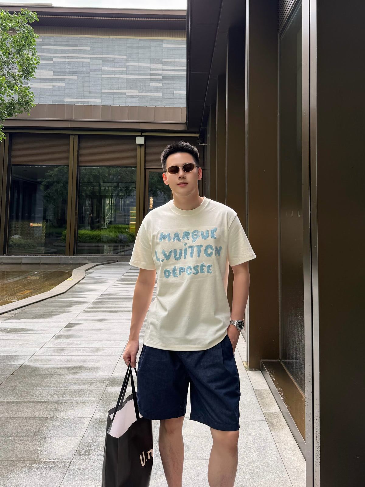 BVG  / 루이비통 반팔 티셔츠