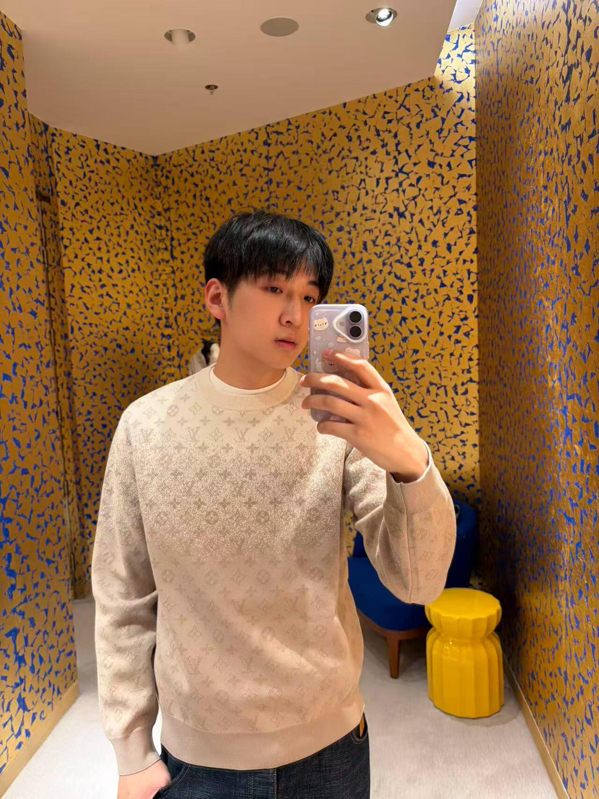BVG / 루이비통 긴팔 니트