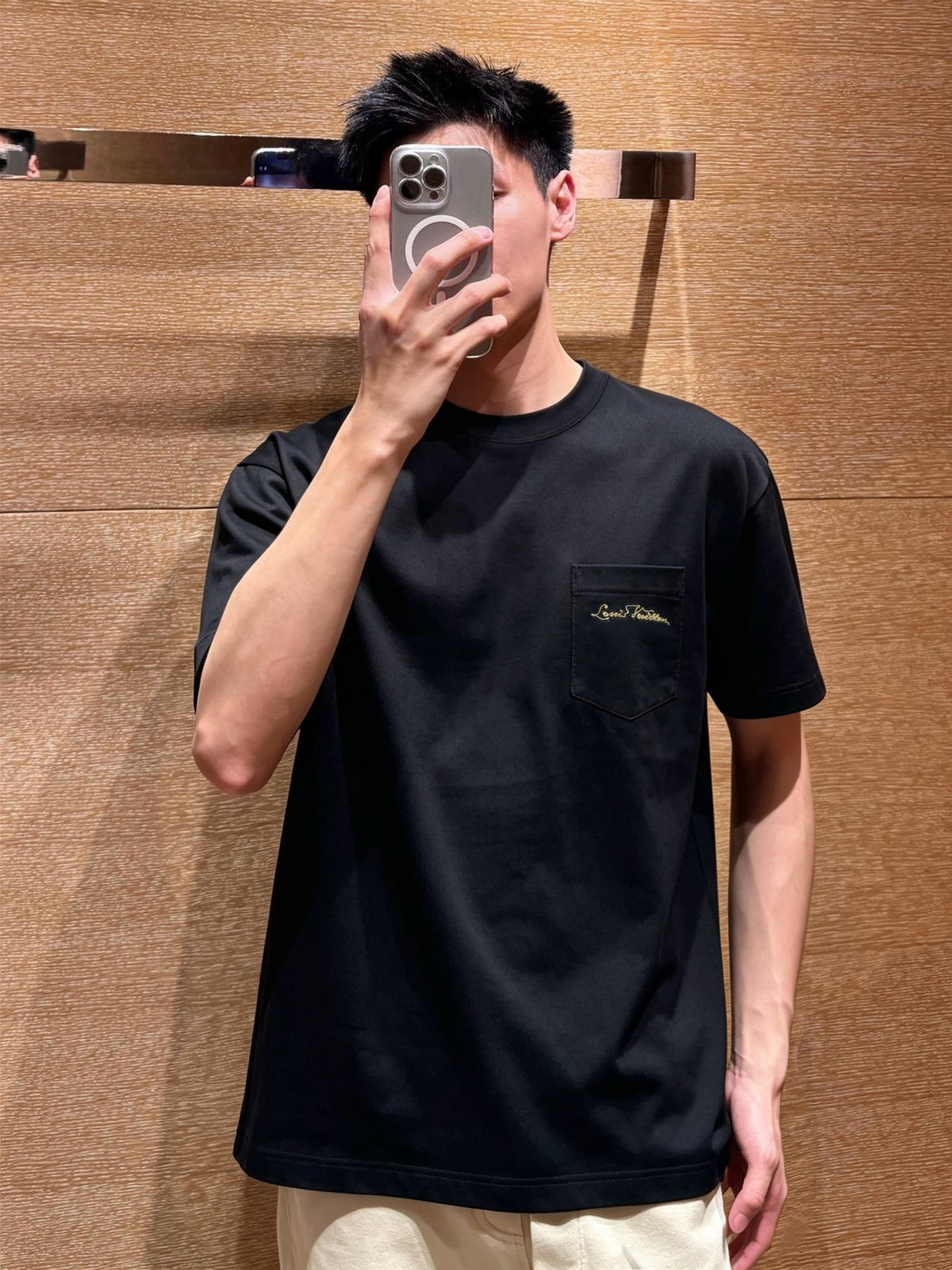 주말QZ / 루이비통 라운드넥 반팔 티셔츠