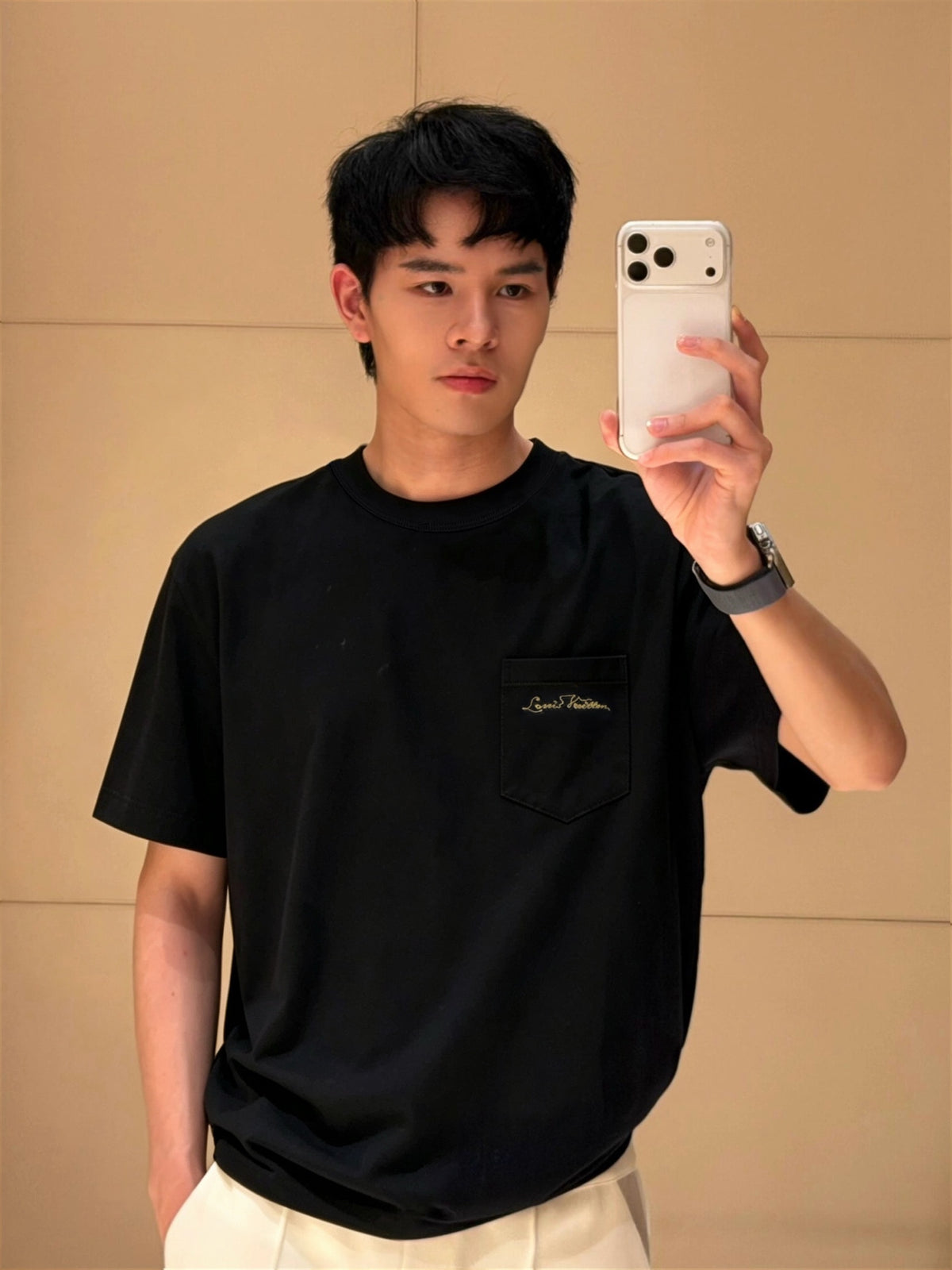 주말QZ / 루이비통 라운드넥 반팔 티셔츠