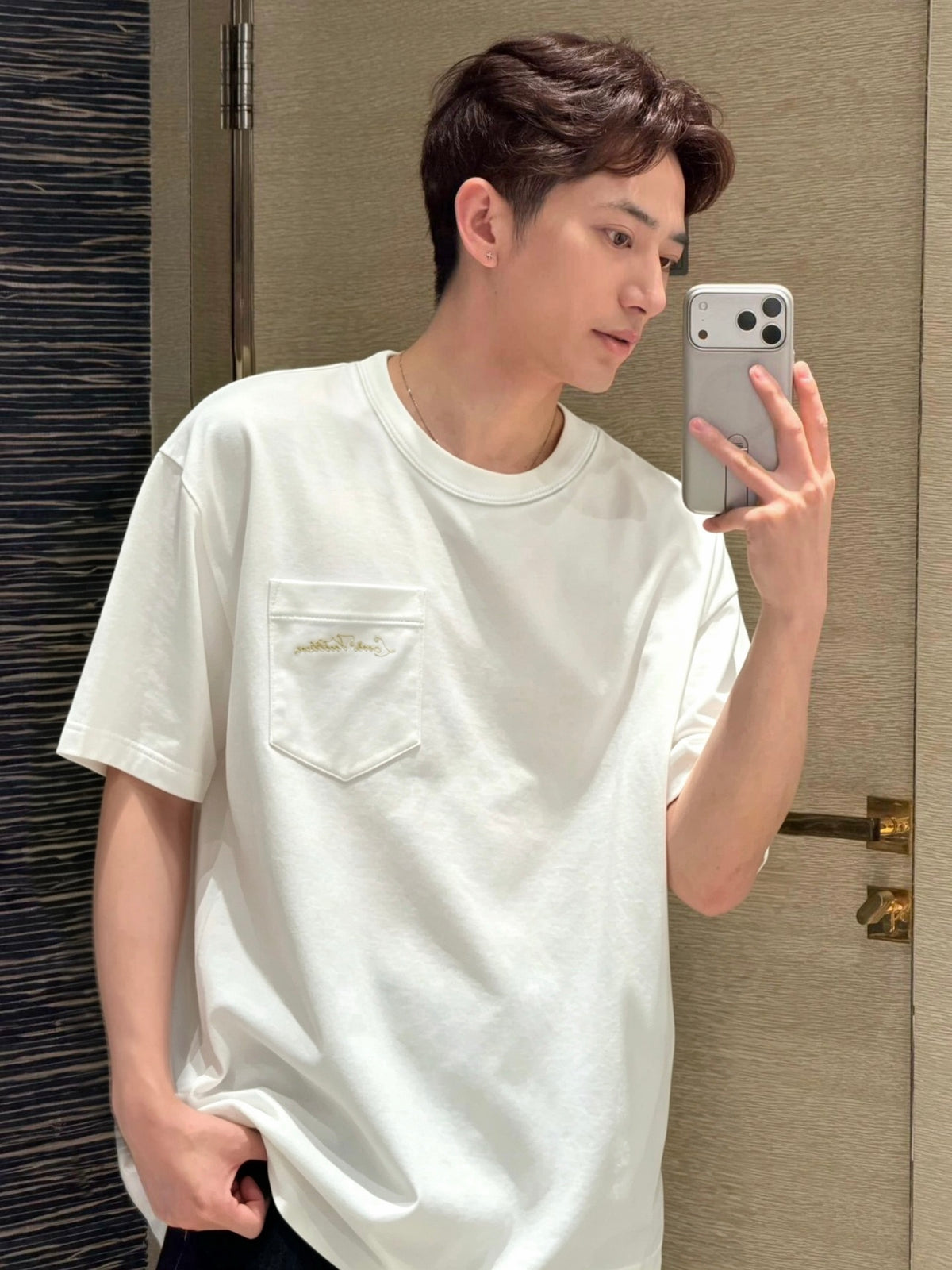 주말QZ / 루이비통 라운드넥 반팔 티셔츠