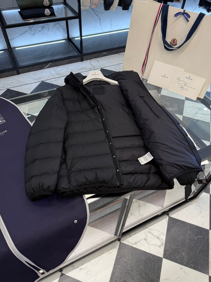BVG / 몽클레르  탈부착 후드 다운 자켓