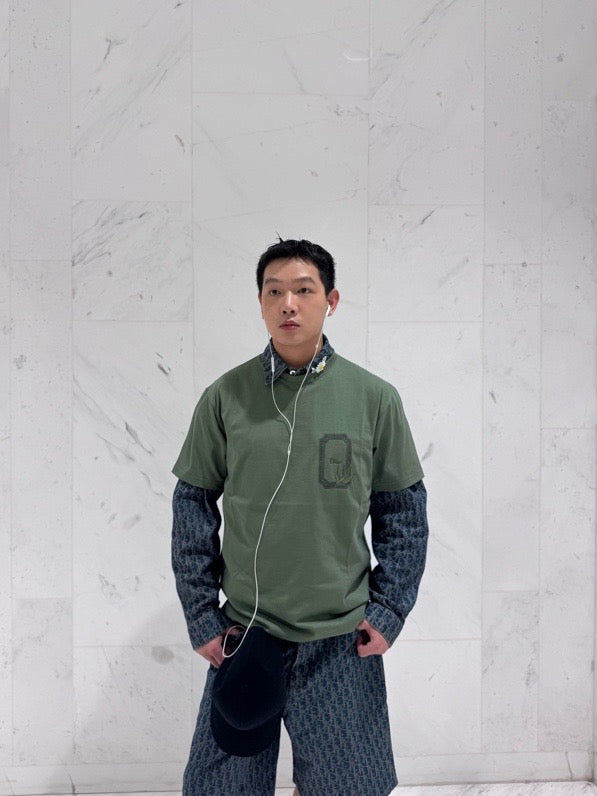 BVG / 디올  자수 라운드넥 반팔 티셔츠