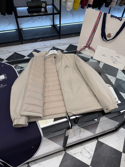 BVG / 몽클레르  경량 다운 자켓