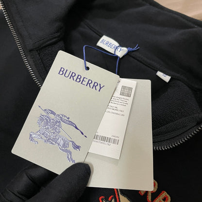 BVG / 버버리  하프 지퍼 후드티