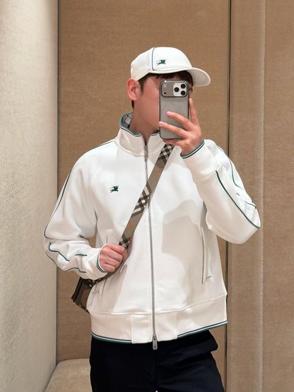 BVG  / 버버리  자수 지퍼 아우터