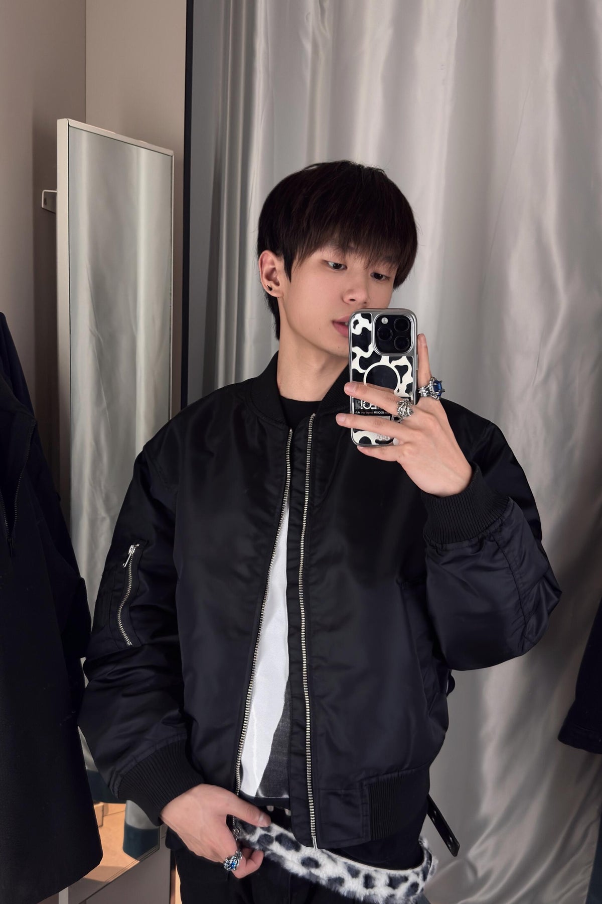 BVG / 프라다  지퍼 재킷