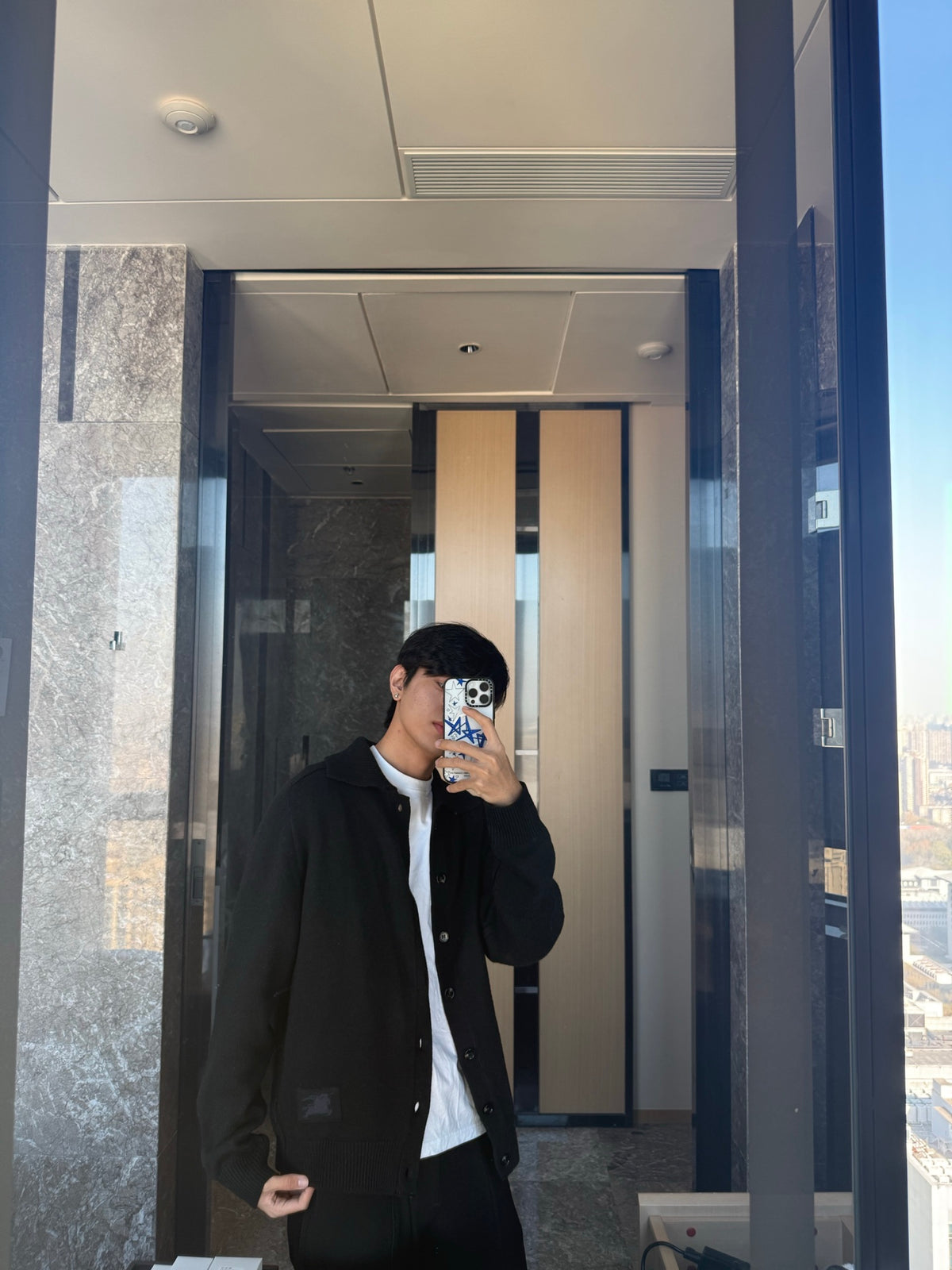 주말QZ / 버버리  칼라 싱글 버튼 캐시미어 가디건