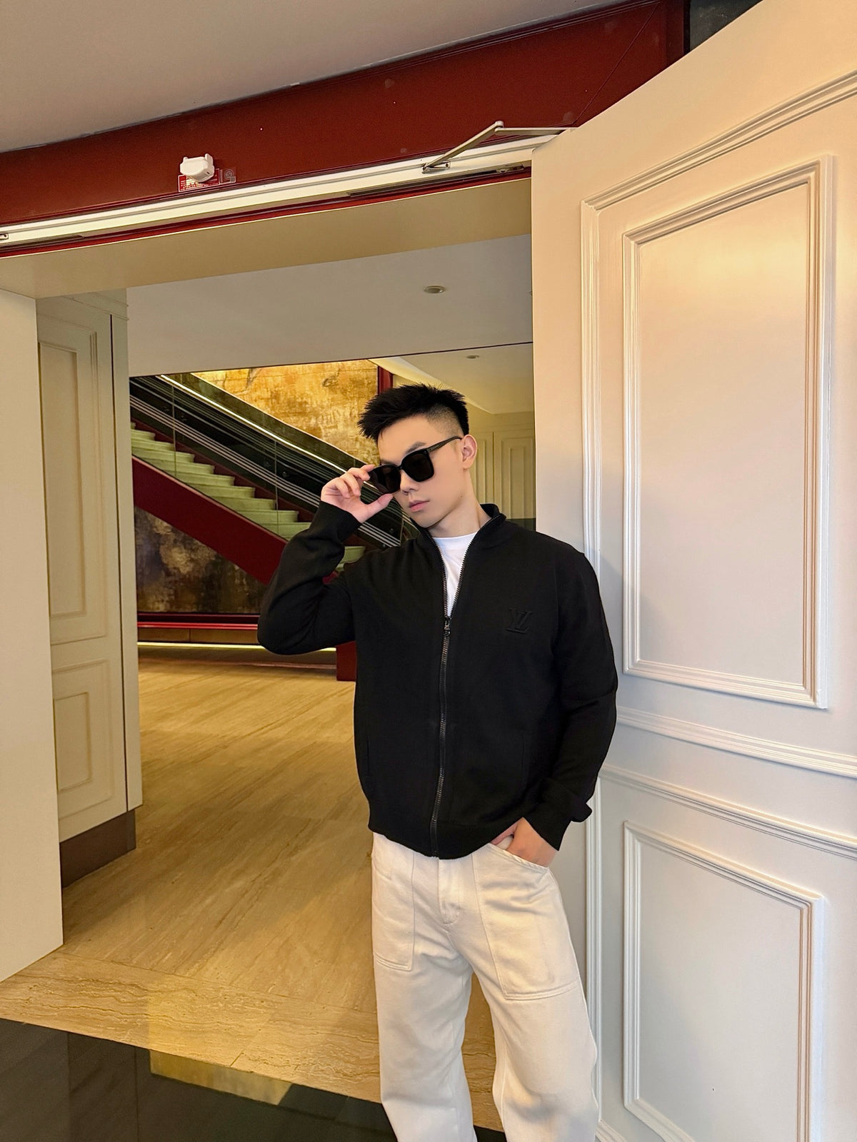 주말QZ / 루이비통  캐시미어 지퍼 가디건