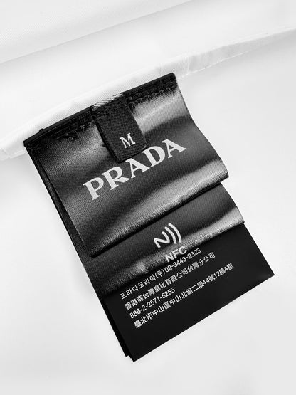 주말QZ / 프라다  후드 지퍼 아우터