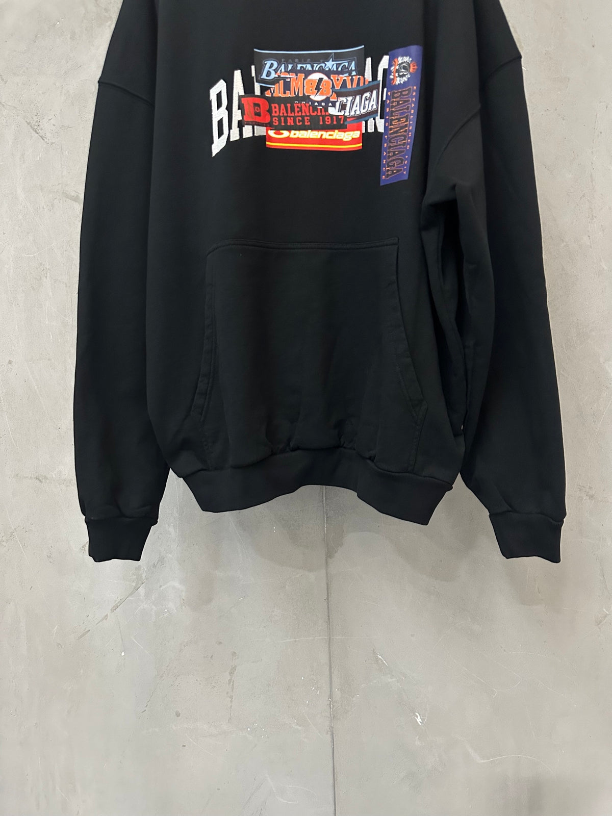 주말QZ / 발렌시아가  후드 긴팔 맨투맨